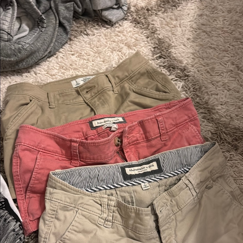 Abercrombie & Fitch Shorts Set - Coral, Beige, Khaki
